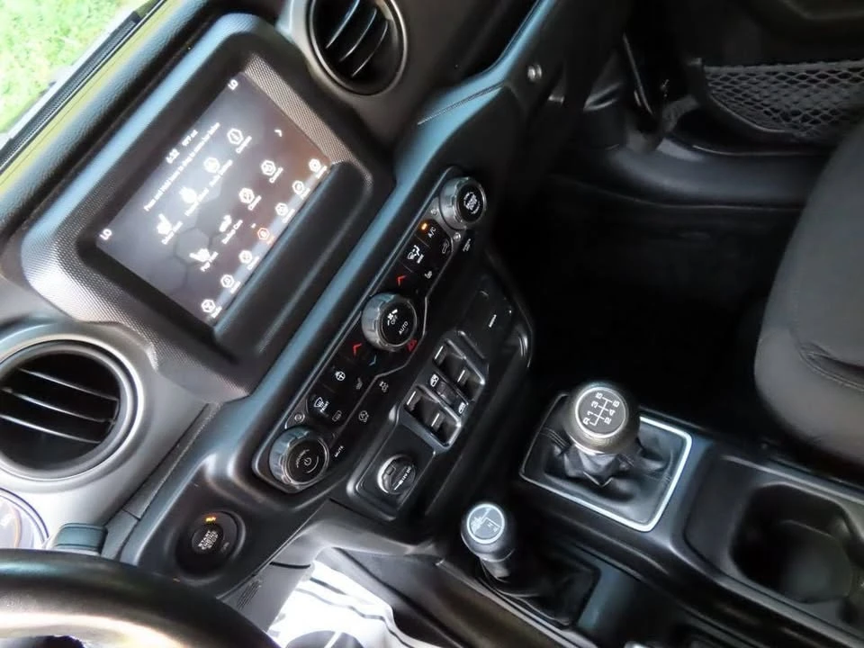 2021 Jeep JT Gladiator - Image 13 of 20