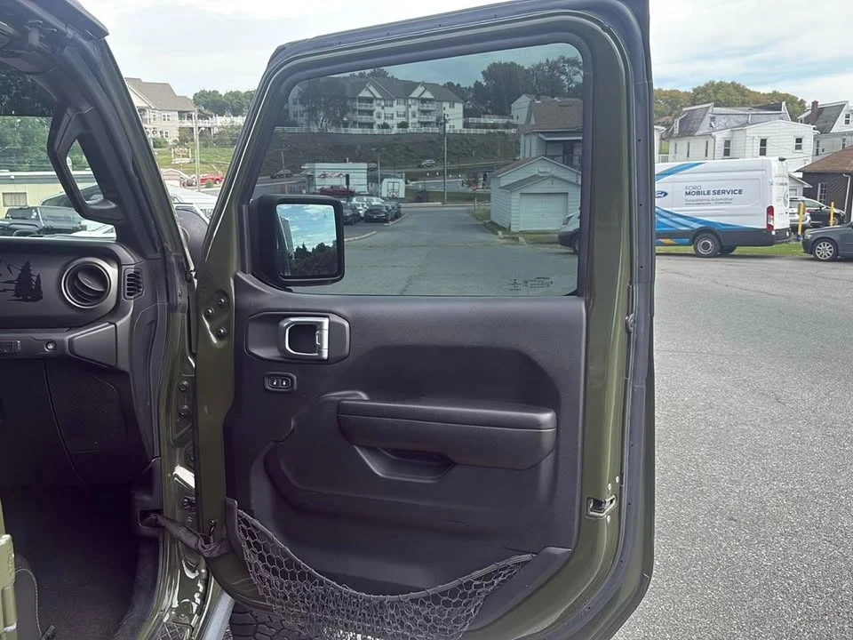 2021 Jeep JT Gladiator - Image 9 of 20