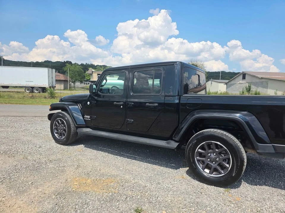 2021 Jeep JT Gladiator - Image 11 of 20