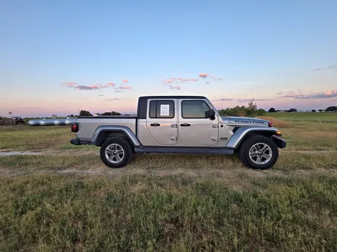 2021 Jeep Gladiator