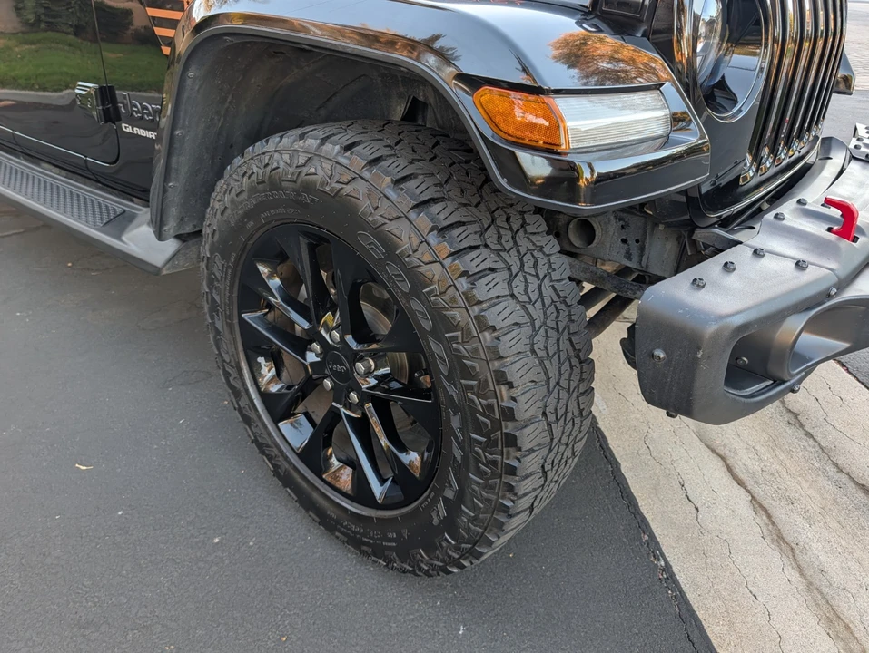 2021 Jeep JT Gladiator - Image 15 of 16
