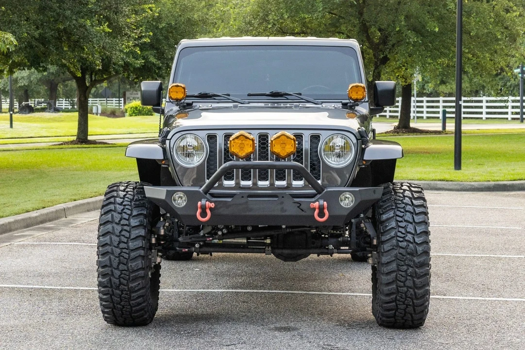 2021 Jeep JT Gladiator - Image 2 of 26