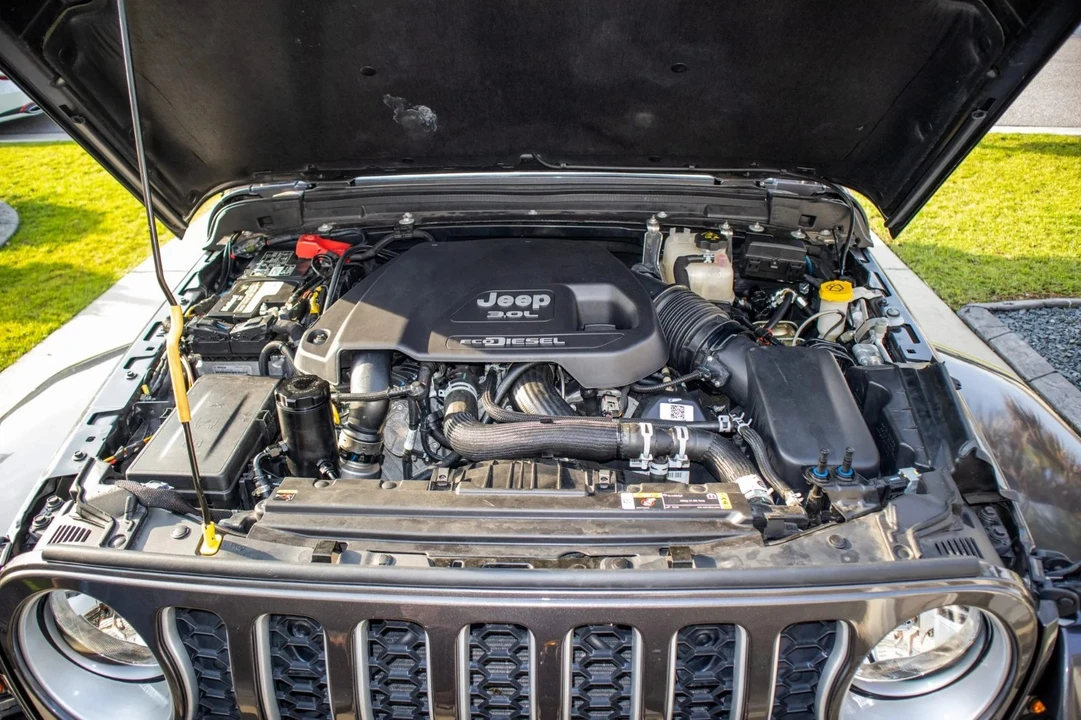 2021 Jeep JT Gladiator - Image 22 of 26