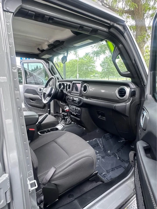 2021 Jeep JT Gladiator - Image 6 of 10