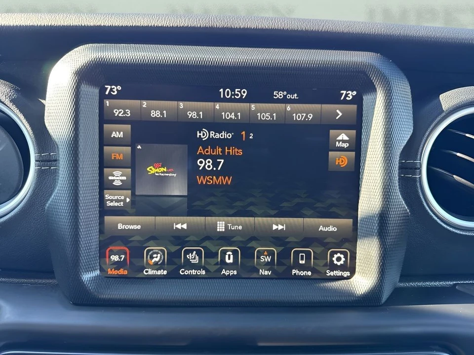 2021 Jeep JT Gladiator - Image 16 of 21