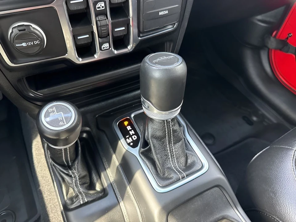 2021 Jeep JT Gladiator - Image 15 of 21