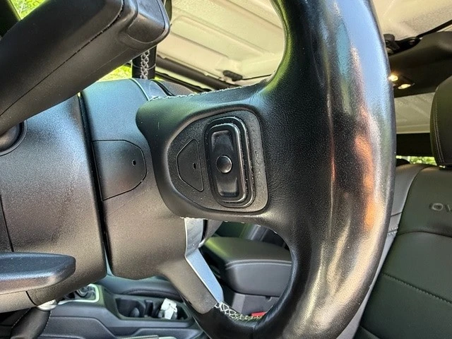 2021 Jeep JT Gladiator - Image 14 of 29