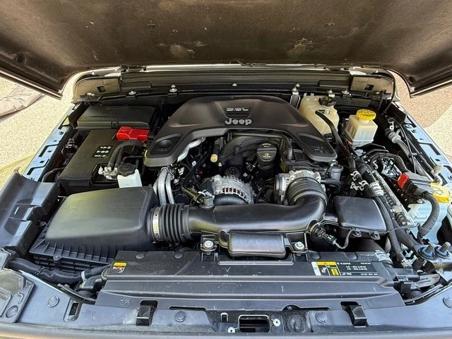 2021 Jeep JT Gladiator - Image 10 of 29
