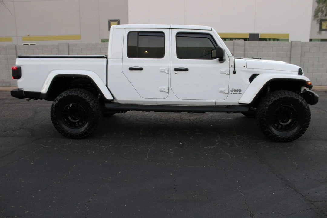 2021 Jeep JT Gladiator - Image 2 of 31