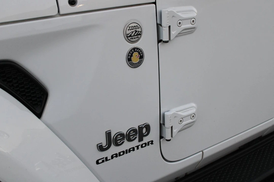 2021 Jeep JT Gladiator - Image 9 of 31