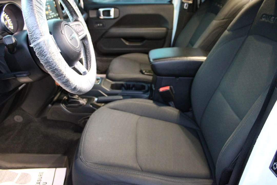 2021 Jeep JT Gladiator - Image 28 of 31