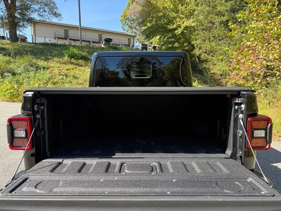 2021 Jeep JT Gladiator - Image 9 of 21