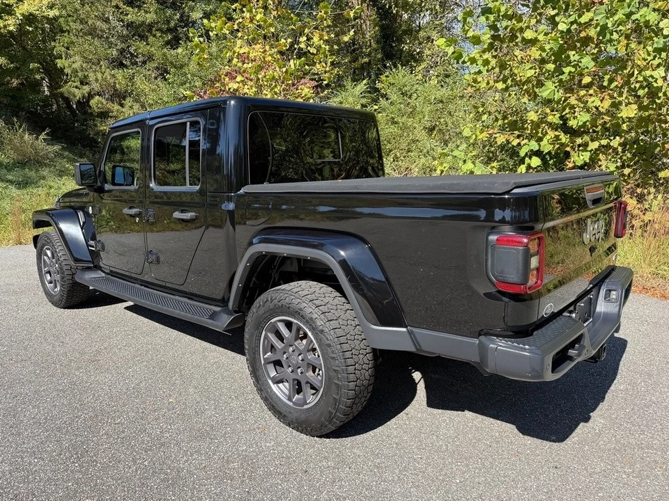 2021 Jeep JT Gladiator - Image 10 of 21