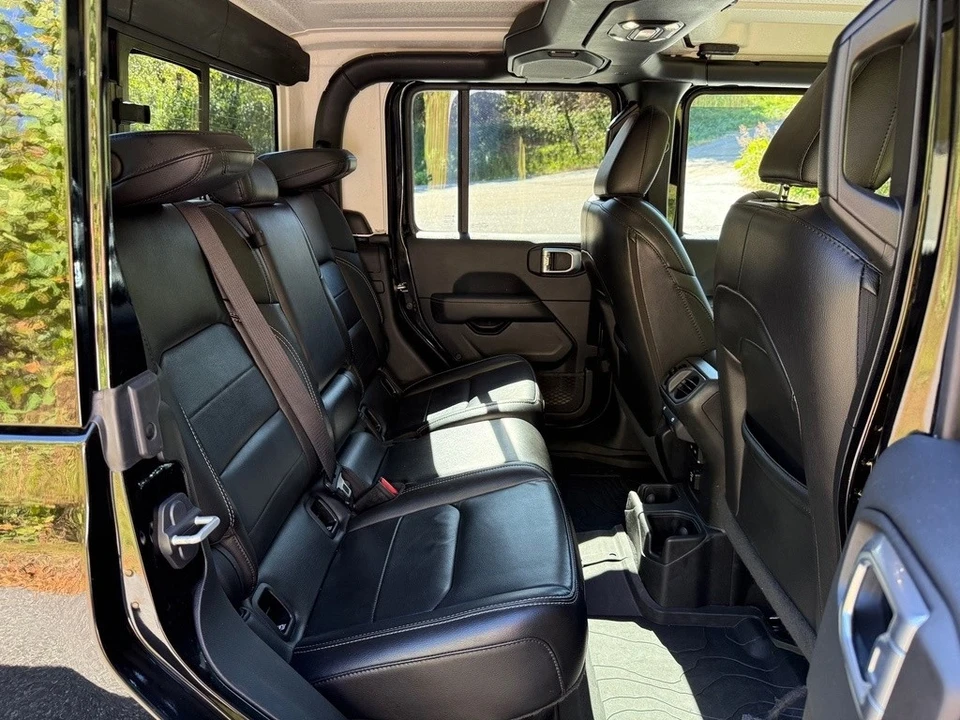 2021 Jeep JT Gladiator - Image 18 of 21