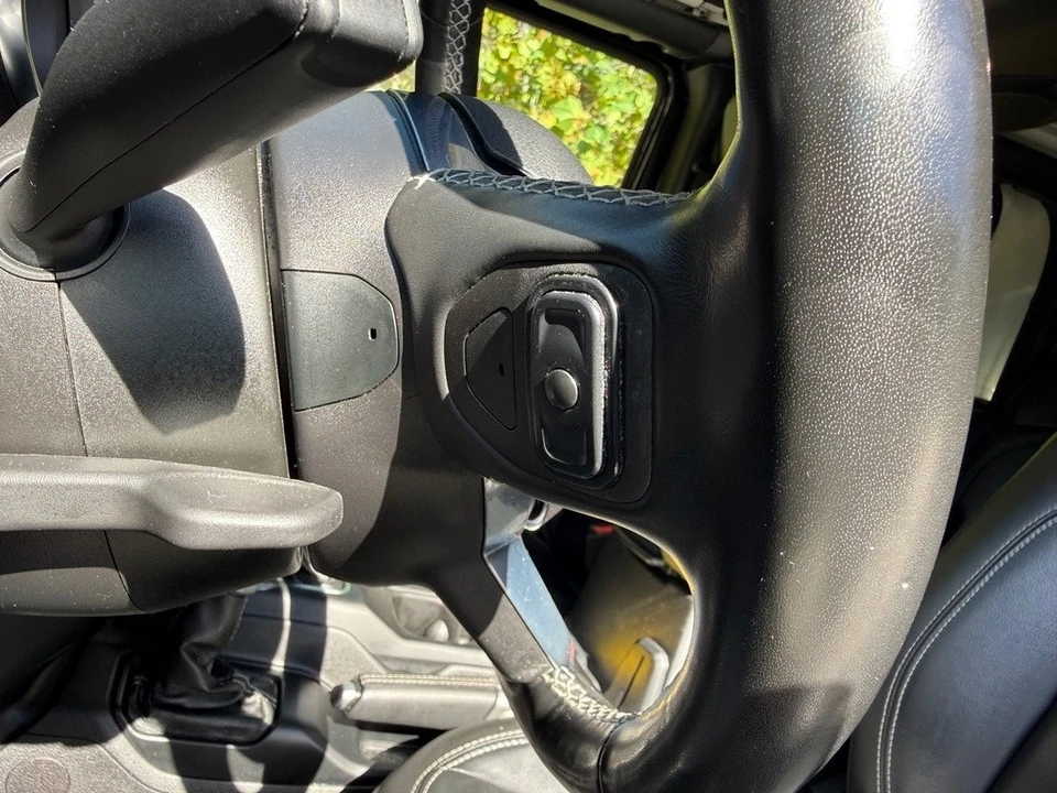 2021 Jeep JT Gladiator - Image 15 of 21