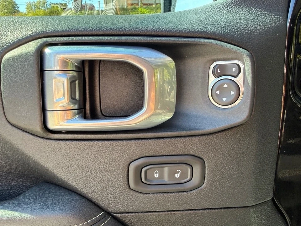 2021 Jeep JT Gladiator - Image 14 of 21