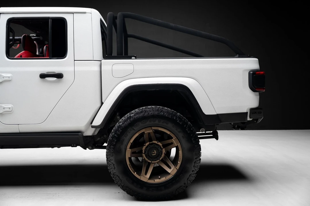 2021 Jeep JT Gladiator - Image 23 of 31