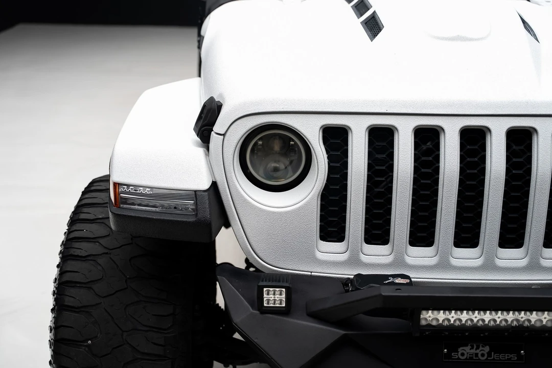 2021 Jeep JT Gladiator - Image 14 of 31