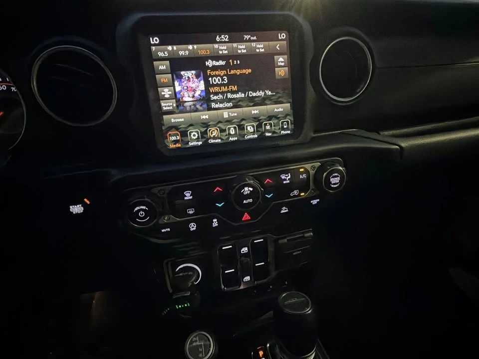 2021 Jeep JT Gladiator - Image 9 of 10