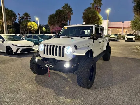 2021 Jeep Gladiator Overland