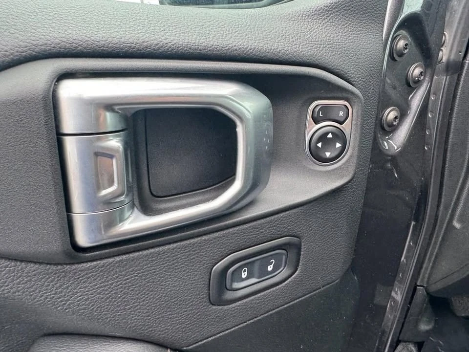 2021 Jeep JT Gladiator - Image 15 of 20