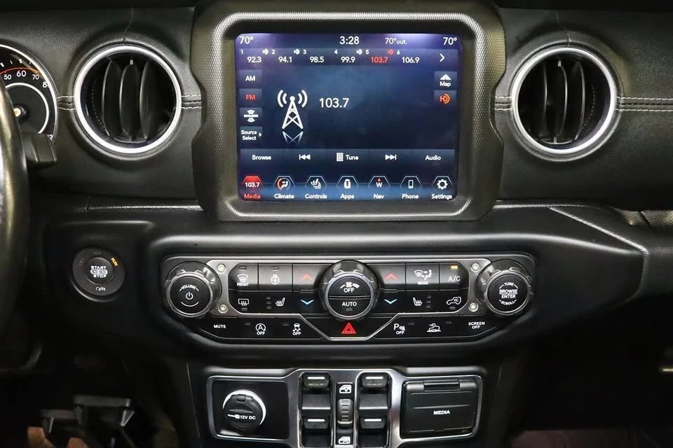2021 Jeep JT Gladiator - Image 14 of 20