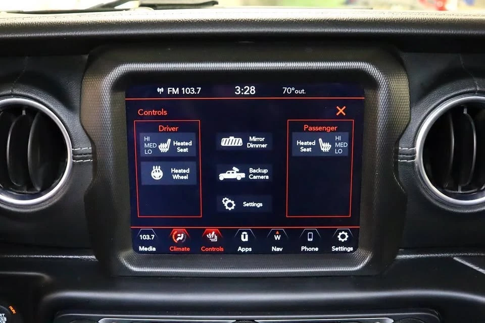 2021 Jeep JT Gladiator - Image 19 of 20