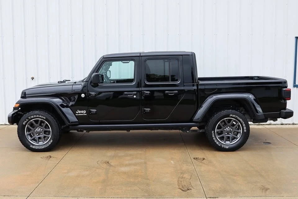 2021 Jeep JT Gladiator - Image 2 of 20