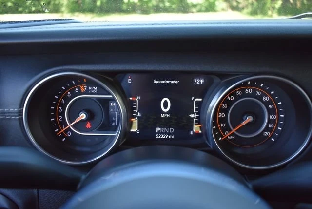 2021 Jeep JT Gladiator - Image 14 of 19