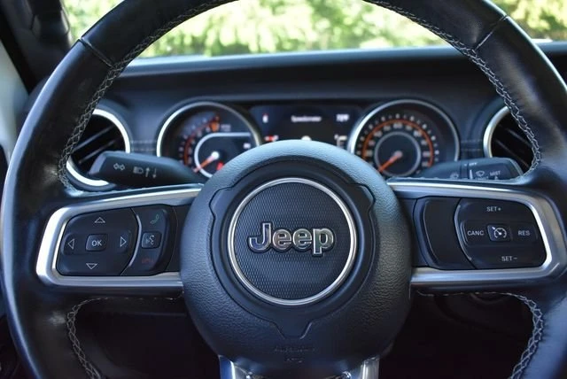 2021 Jeep JT Gladiator - Image 15 of 19