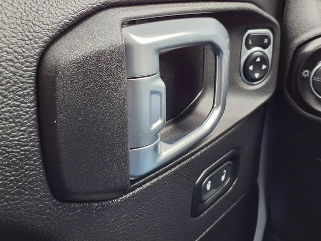 2021 Jeep JT Gladiator - Image 12 of 20