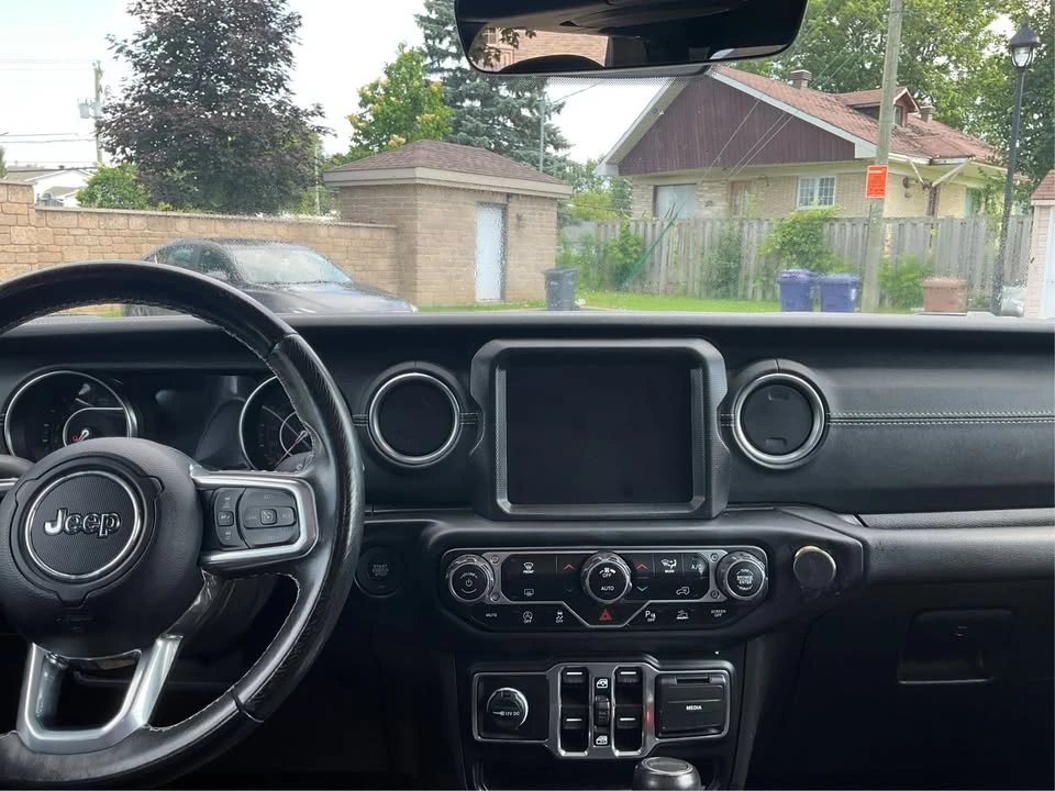 2021 Jeep JT Gladiator - Image 14 of 20