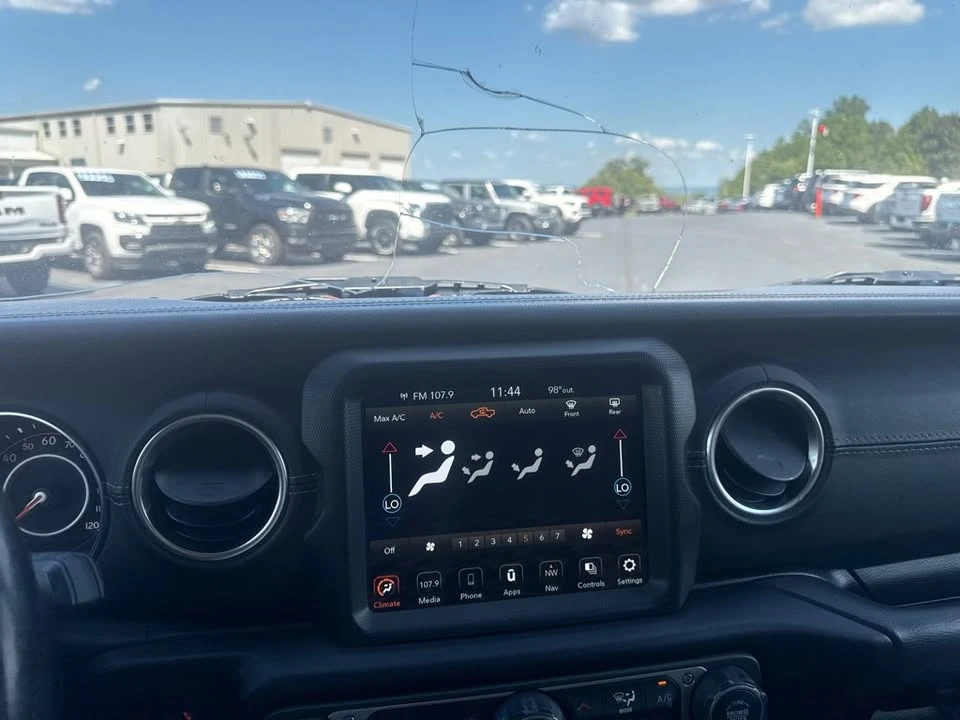2021 Jeep JT Gladiator - Image 16 of 19