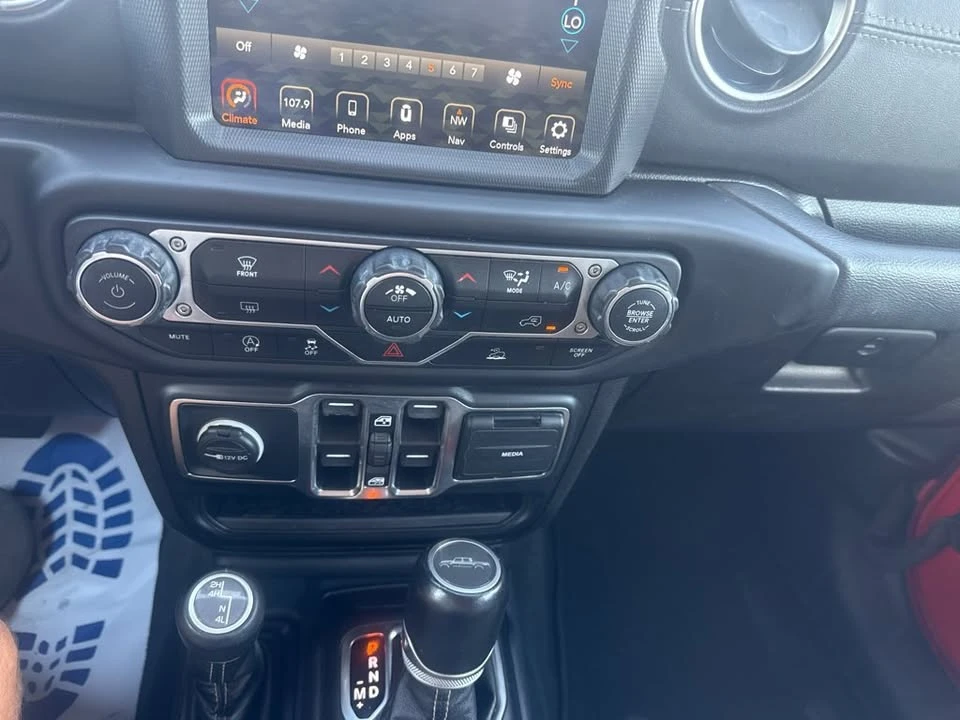 2021 Jeep JT Gladiator - Image 17 of 19