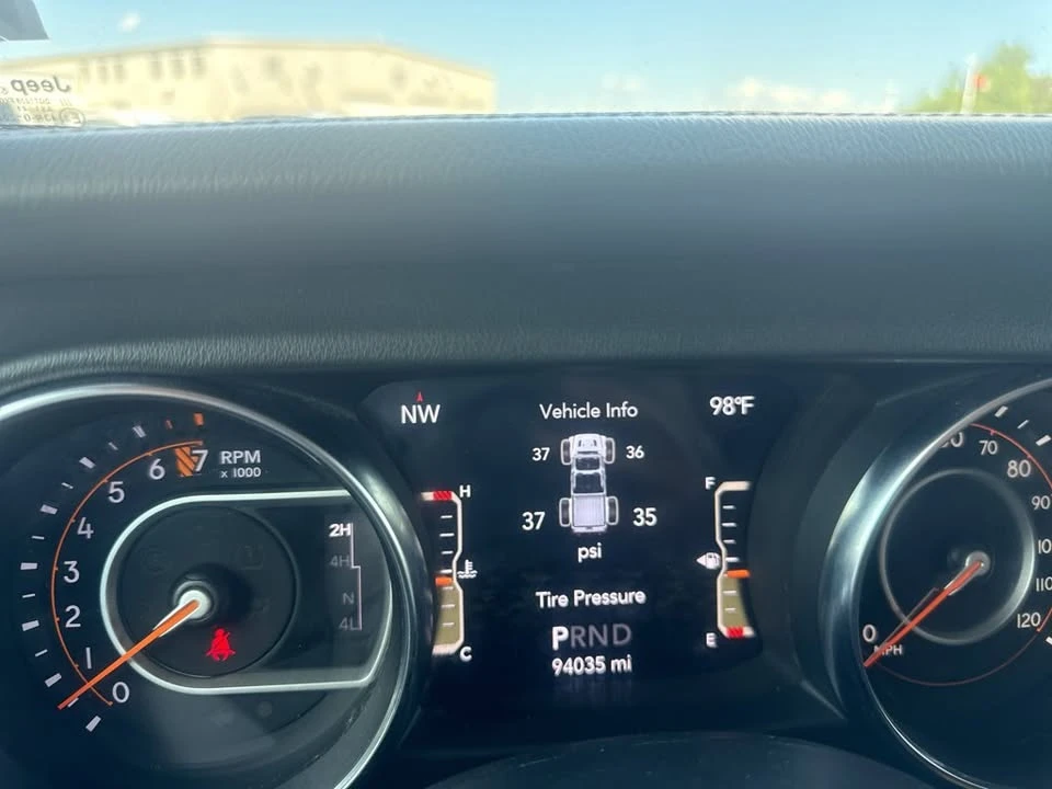 2021 Jeep JT Gladiator - Image 14 of 19