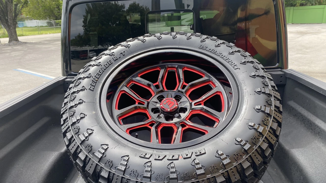 2021 Jeep JT Gladiator - Image 7 of 11