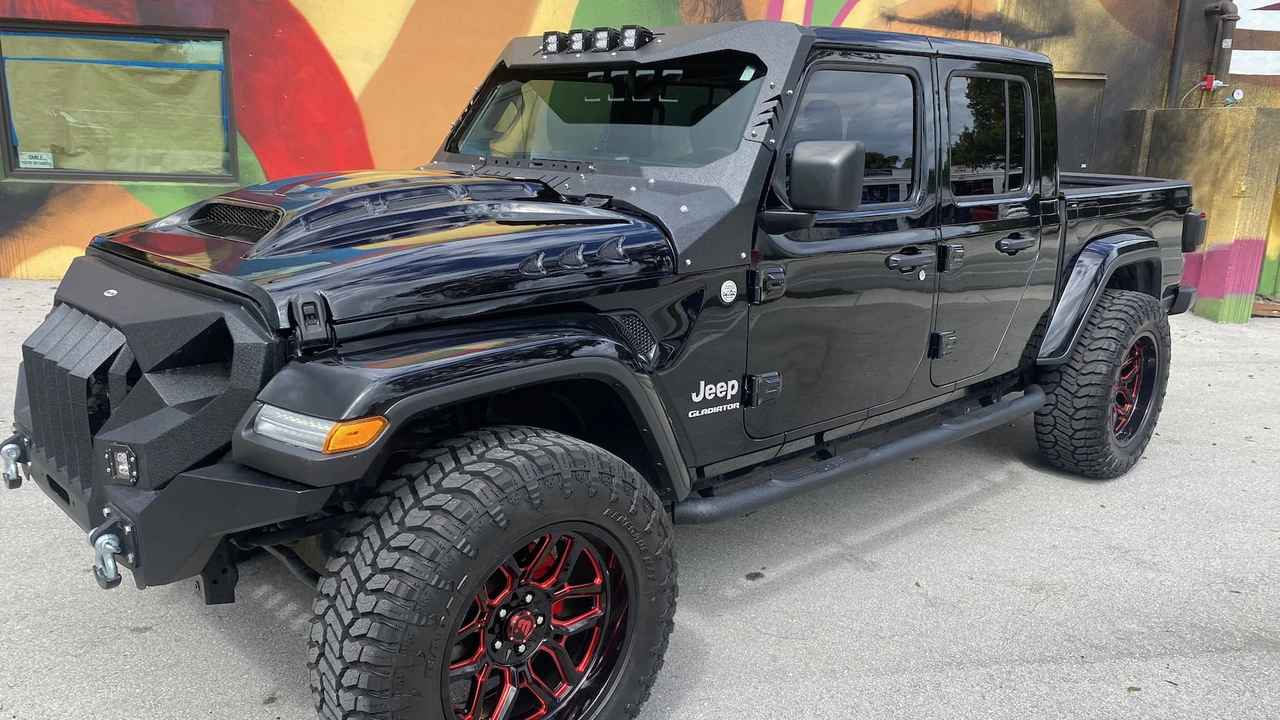2021 Jeep JT Gladiator - Image 10 of 11