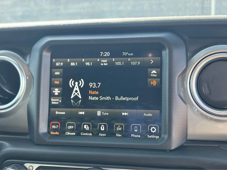 2021 Jeep JT Gladiator - Image 13 of 18