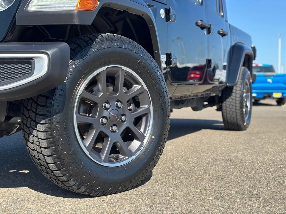 2021 Jeep JT Gladiator - Image 2 of 18