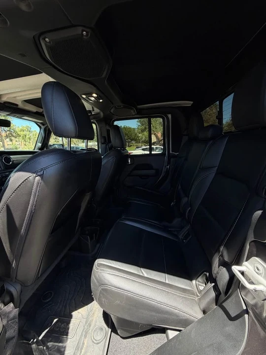 2021 Jeep JT Gladiator - Image 8 of 9