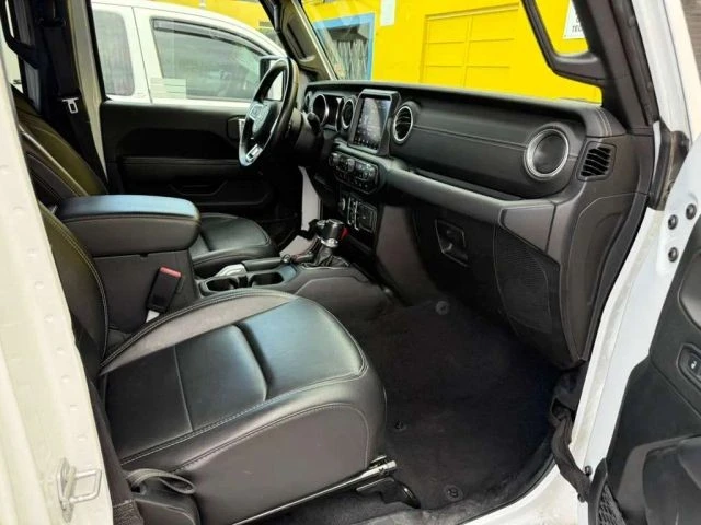 2021 Jeep JT Gladiator - Image 19 of 21