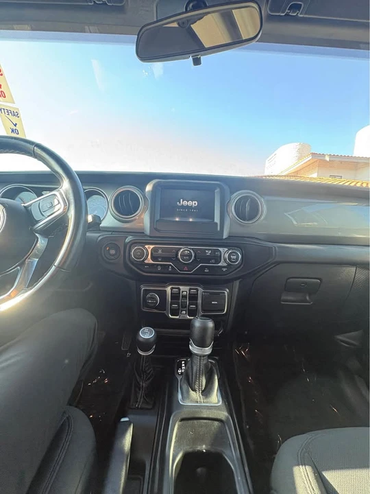 2021 Jeep JT Gladiator - Image 14 of 15