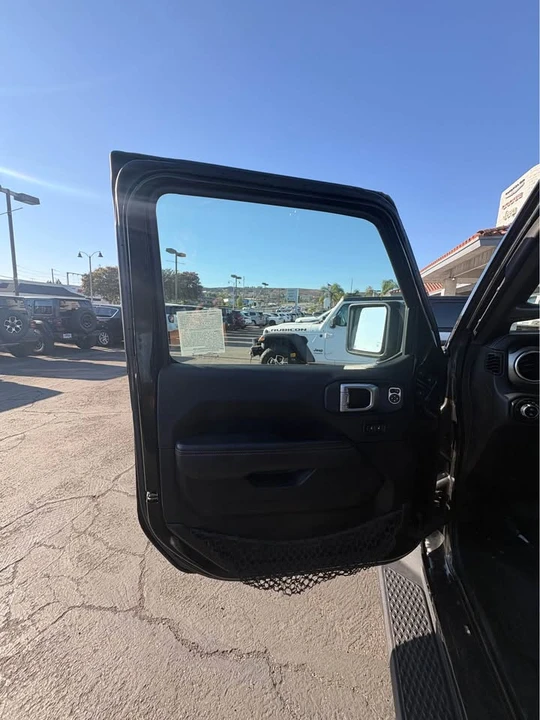 2021 Jeep JT Gladiator - Image 11 of 15