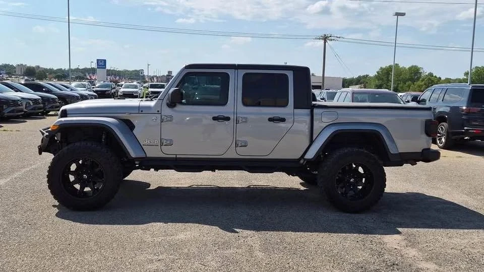 2021 Jeep JT Gladiator - Image 5 of 10