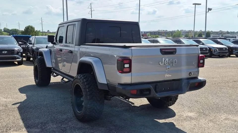 2021 Jeep JT Gladiator - Image 6 of 10