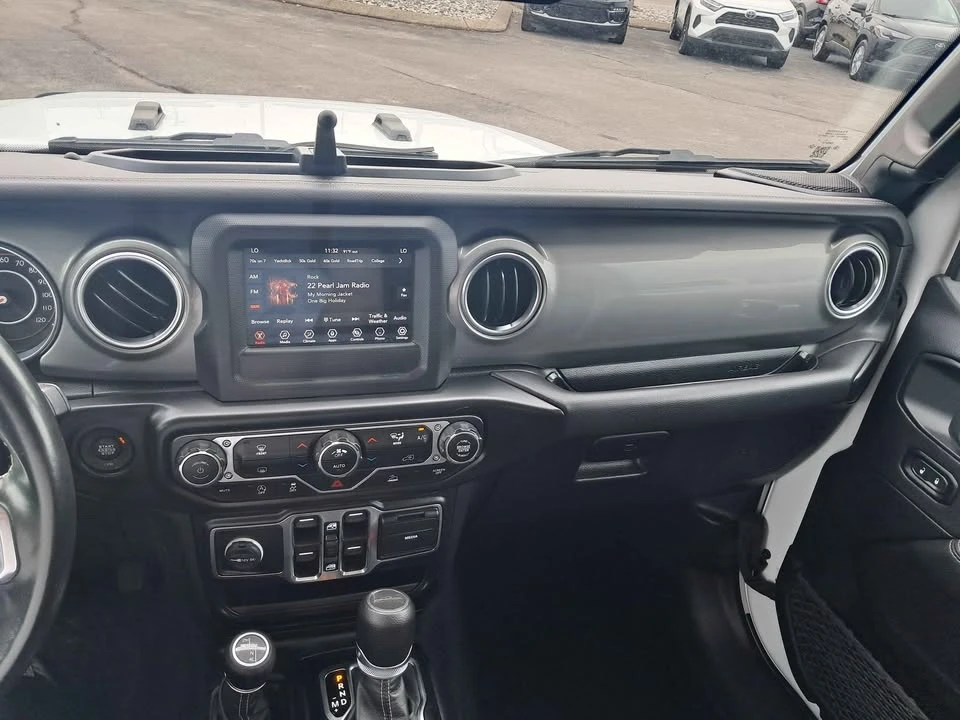 2021 Jeep JT Gladiator - Image 12 of 13
