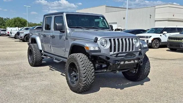 2021 Jeep Gladiator Overland Pickup 4D 5 ft