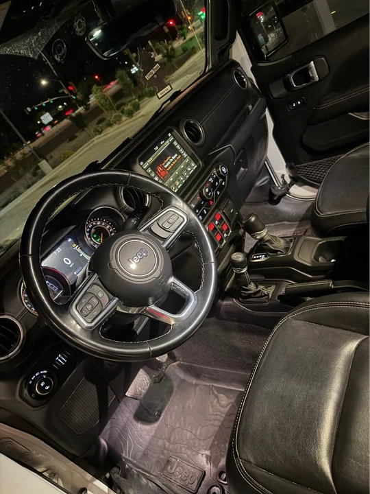 2021 Jeep JT Gladiator - Image 4 of 5