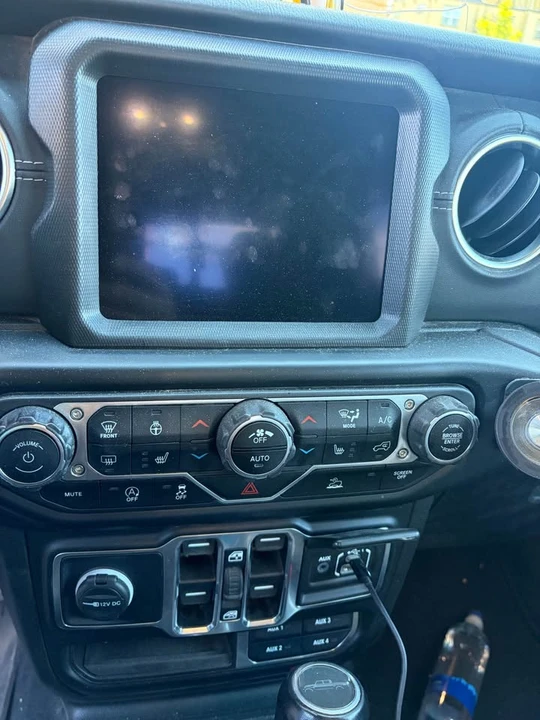 2021 Jeep JT Gladiator - Image 8 of 11
