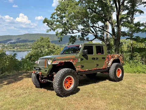 2021 Jeep Gladiator Overland Pickup 4D 5 ft